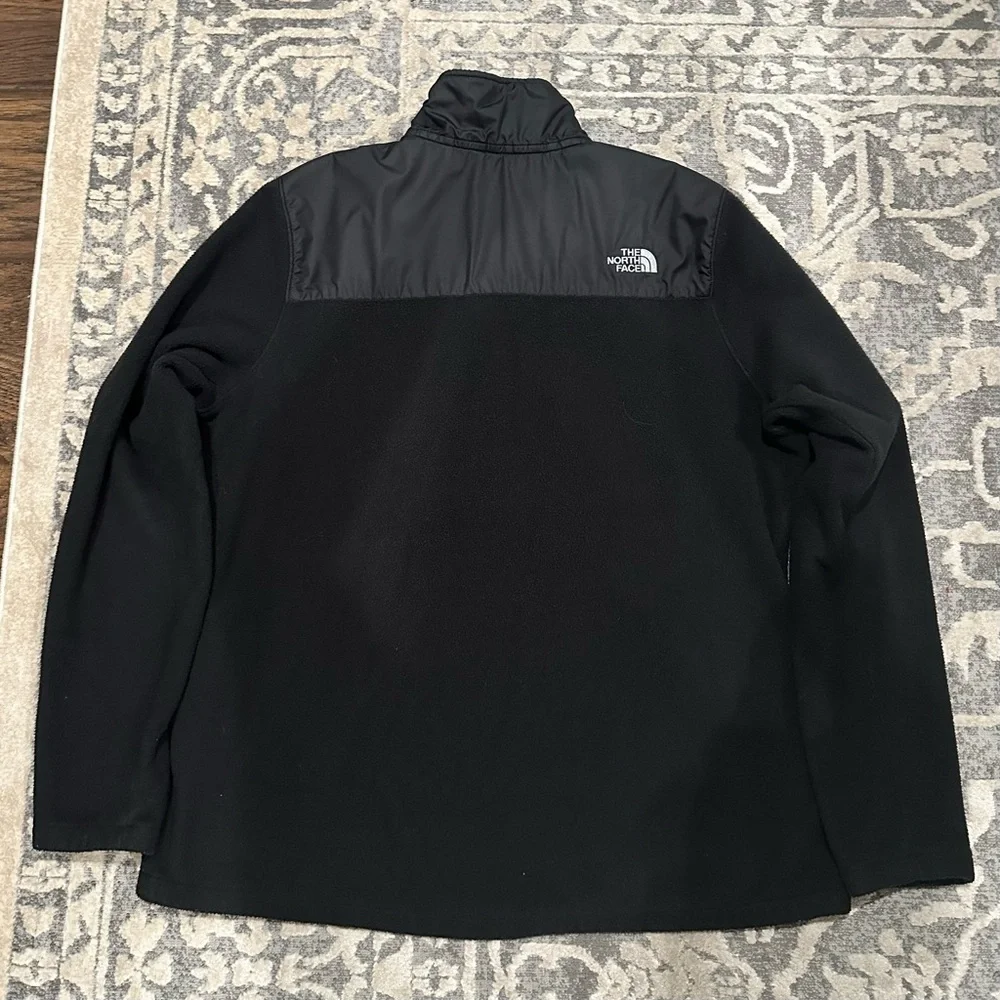 The North Face Women's 200 WT Tundra 1/4 Zip Pullover Fleece Jacket, XL - Picture 2 of 3